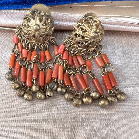 Vintage Egyptian Revival Dangle drop earrings . G… - image 4