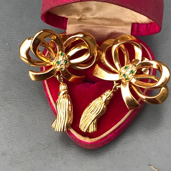 Massive Bow Tassel Dangle Drop Earrings . Clip-o
