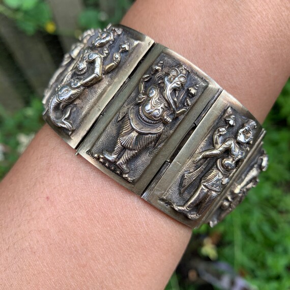 WIDE Antique Bangle . Sterling Silver . Anglo Ind