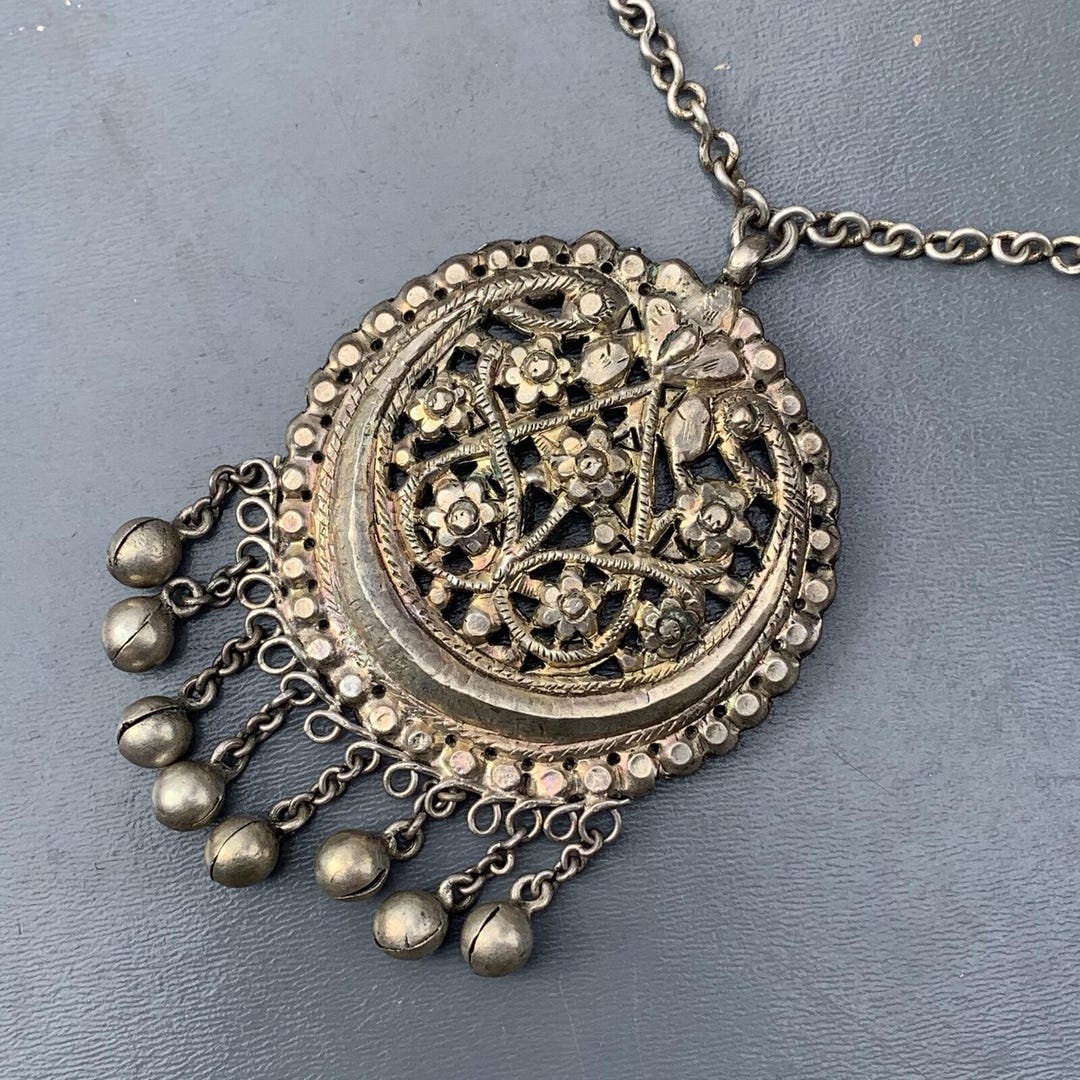 Handmade Vintage Tribal Silver-Tone Large Buddha Pendant main image 1