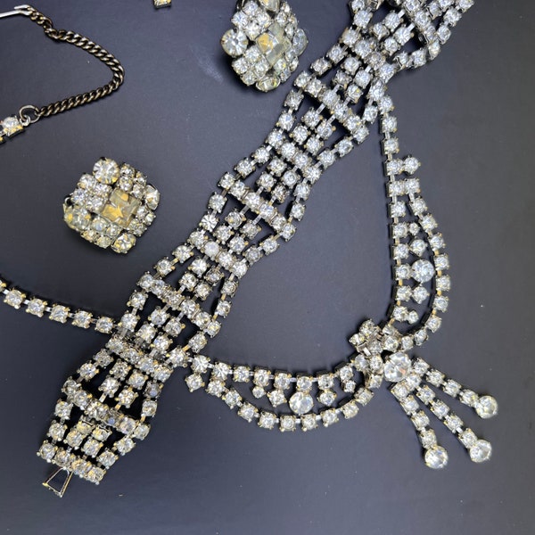 Vintage 1950s Silver tone prong set rhinestones necklace Earrings bracelet Demi parure