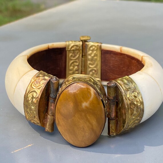 Wide Vintage Tribal Ethnic Bangle . Statement hin… - image 5