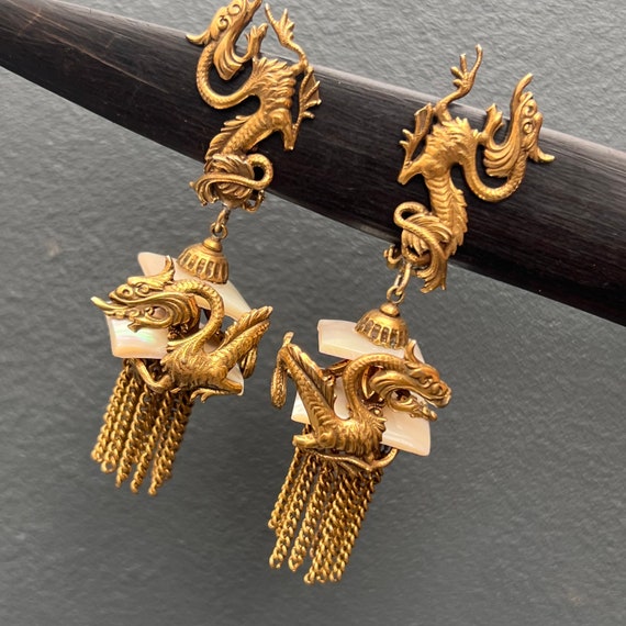 Vtg Victorian Renaissance Rev Dangle Earrings . G… - image 8