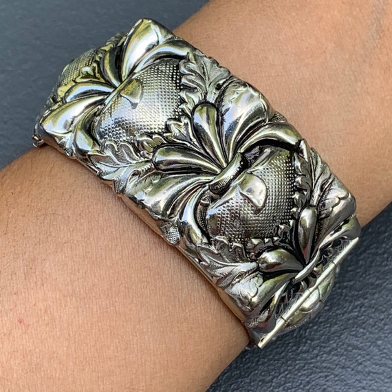 Victorian costume deals jewelry