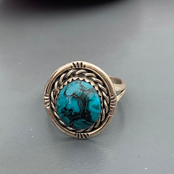 Vintage Handmade Sterling Silver Turquoise Ring .… - image 1