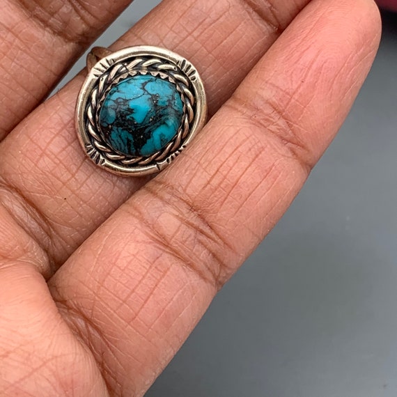 Vintage Handmade Sterling Silver Turquoise Ring .… - image 7