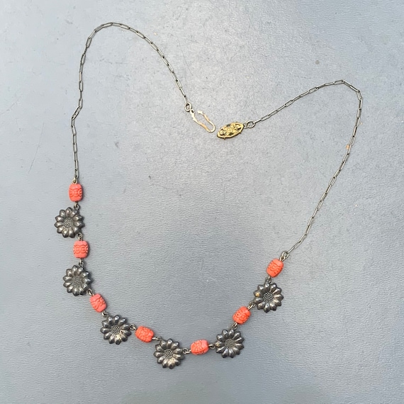 Vintage Art Deco Necklace . Silver tone  Coral gl… - image 3