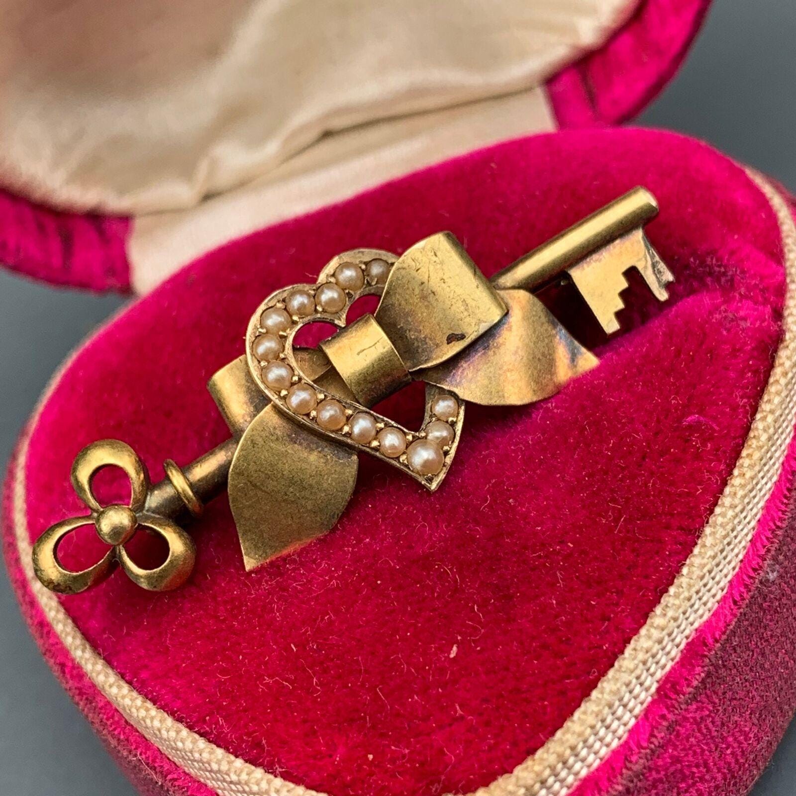 アンティークビクトリア朝の15カラットゴールドのスイートハート