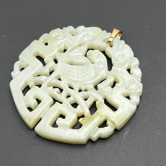 Vintage Chinese Carved  Bird Silver filigree Pendant  Necklace  . Chinese Export  Jewelry