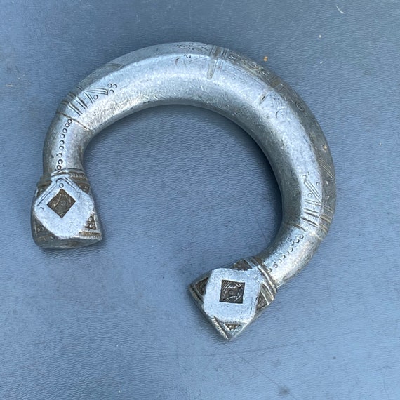 Vintage Tribal Nubian Pulsera. Pulsera pie - Etsy España