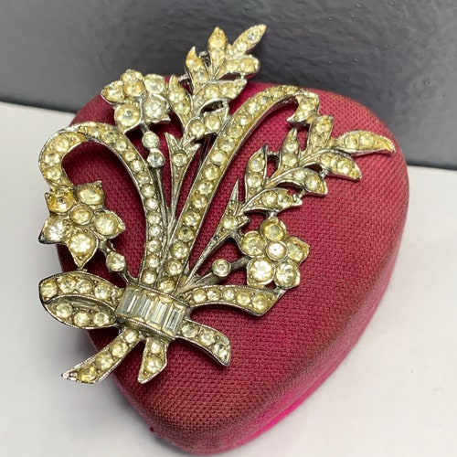Art Nouveau Floral Bouquet Paste Silver Pin . Brooch . Brooches . Antique shops Paste jewelry