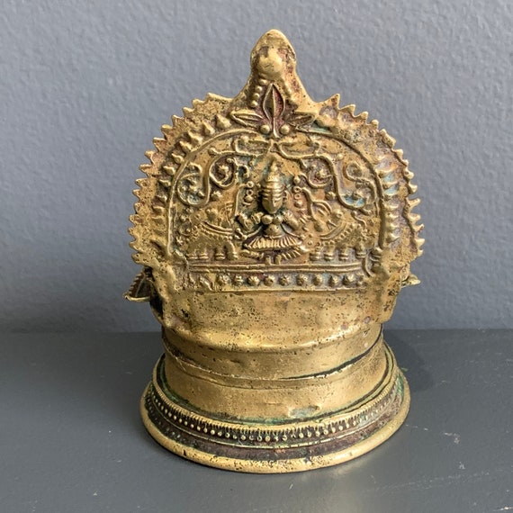 Antique Indian Hindu Bronze Brass  Oil Lamp . Oil… - image 4