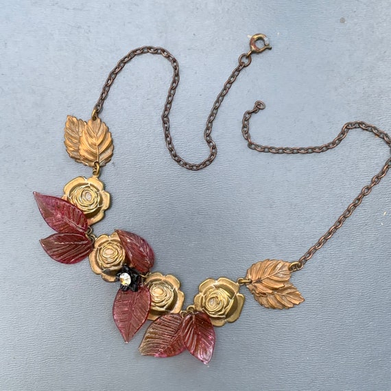 Vintage  Floral   Necklace  . Art Nouveau gold to… - image 3