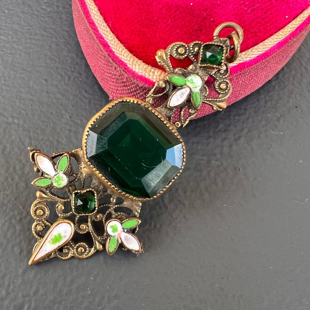 Art Deco Czech Emerald Green Glass Enamel Filigree Pendant . Costume ...