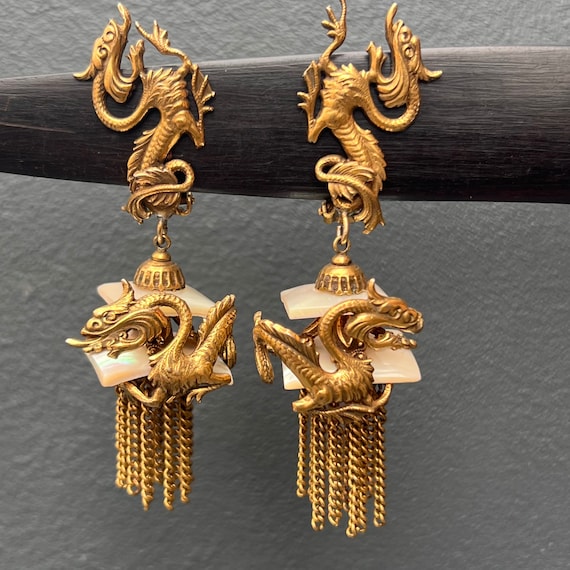 Vtg Victorian Renaissance Rev Dangle Earrings . G… - image 1