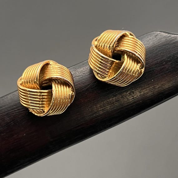 Orelia - Orecchini a cerchio piccolo con nodo placcati in oro 18k