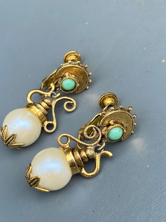 Vintage  Vendome Gold Plated Urn Earrings . Victo… - image 5