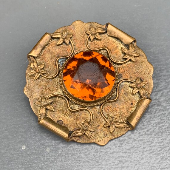 コスチュームジュエリー／ピンパッジ／アールヌーボー