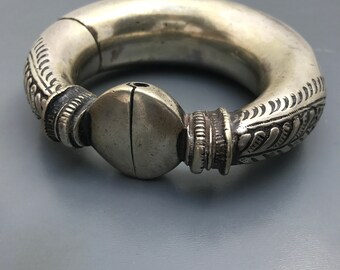 MASSIVE Silver Bangle .  India Rajasthan . Ethnic Tribal Silver Jewelry . 187grms