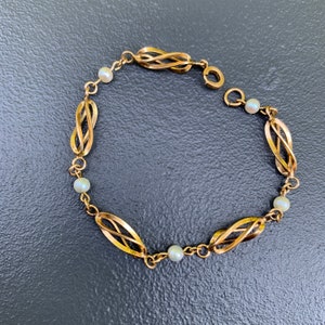 Vintage 10kt gold filled cultured pearl Bracelet . Fine Gold Jewelry image 3