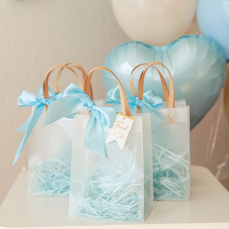 Baby shower gift bags, Personalised gift bag, favor bag, goodie bags, party favors bag, Baby Shower pink gift bag