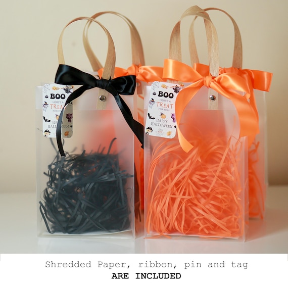 Halloween Goodie Bags, Party Favor Treat Bags for Kids Birthday, Trick or Treat, Spooky Party Supplies, Halloween Trick or Treat Candy Bags