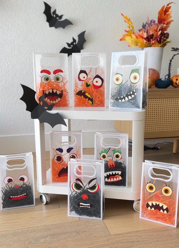 Halloween Party Favor Treat Bags, Trick or Treat Bags, Halloween Goodie Bags, Halloween spooky Gift Bags, Halloween monster bag