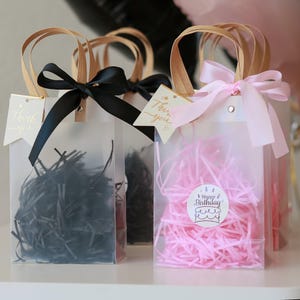Fundraising gift bags, fundraising event, Custom gift bags, bulk welcome bags, Personalized gift bag