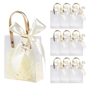 Baby shower gift bags, Personalised gift bag, favor bag, goodie bags, party favors bag, Baby Shower pink gift bag