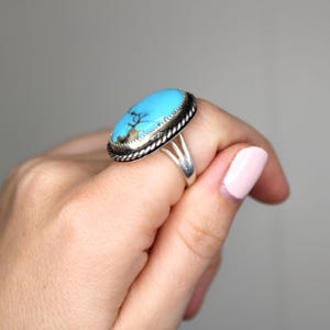 Size 8 -Sterling Silver Kingman Turquoise Ring