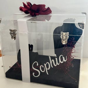 Gepersonaliseerde bruidssieraden displaydoos | Verlovingshuwelijkscadeau | Op maat gemaakte sieradenhouder voor aandenken voor de voorbereidingskamer van de bruid