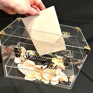 Personalisierte Acryl Hochzeitskartenbox - Klare Blumenkartenhalter mit Deckel, benutzerdefinierte Spardose für die Braut, Geschenkumschlagbox