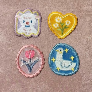 Broderade självhäftande lappar | Kawaii lamm-, prästkragehjärta-, tulpan- och gåsdesigner