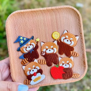 Patch thermocollant panda roux - appliqués brodés, écussons d'animaux