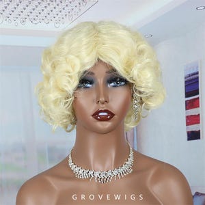 Blonde wig ,Vintage Golden Blonde Curly Bob Wig – Retro Short Curls cosplay wig