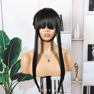 Schwarze Perücke, Yor Forger Cosplay Perücke - Spy x Family Lange Rote Anime Perücke mit Seitlichem Zopf | Thorn Princess Styled Kunsthaar für Kostüm