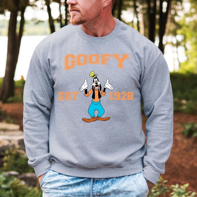 Goofy Mickey Mouse Disney Hoodie, Disney Trip Sweatshirt, Family Matching Hoodie, Family Disney Trip, Goofy Gift, Goofy Crewneck afbeelding 3