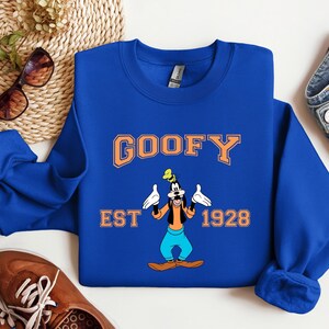 Goofy Mickey Mouse Disney Hoodie, Disney Trip Sweatshirt, Family Matching Hoodie, Family Disney Trip, Goofy Gift, Goofy Crewneck afbeelding 4