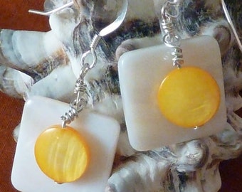 Earrings mother of pearl wte flat sq layered with dark yellow puffed coin pierced