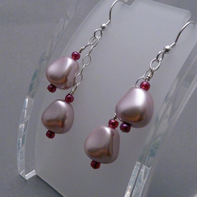 Earrings of dual Czech pearlized nuggets in pink pastel image 1
