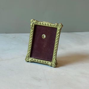 Small Vintage 1.25” x 1.75” Brass Tone Metal Frame with Glass (B4)