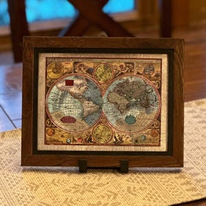 Die Accvrat Karte der Welt gerahmt Foil Print 13x18