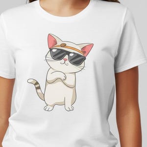 Cool Cat T-Shirt, Sunglasses, Cat Lover Tee, Soft Cotton, Relaxed Fit, Unisex T-Shirt, Cat Owner Gift, Comfortable Colors for Everyday Wear