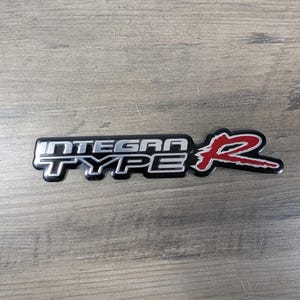 Integra type R emblem