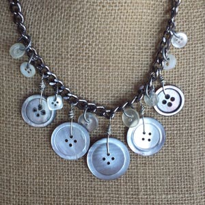 Vintage Mother of Pearl Button Necklace, vintage buttons, mother of pearl buttons, buttons