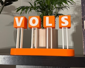 Letras "VOLS" de los Tennessee Volunteers - Réplica del icónico estadio - ***Diseño 100 % personalizado en casa***