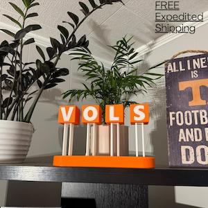 Letras "VOLS" de los Tennessee Volunteers - Réplica del icónico estadio - ***Diseño 100 % personalizado en casa***