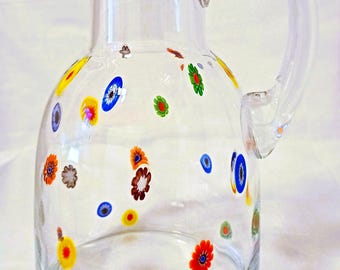 Jarra transparente para saciar la sed