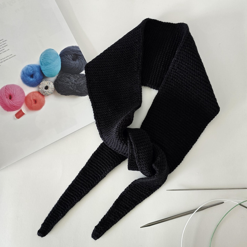 Handgebreide Sophie-sjaal van 100% merinowol 120 cm | Kleine gebreide sjaal | Halsdoek | Gepersonaliseerde cadeau Black