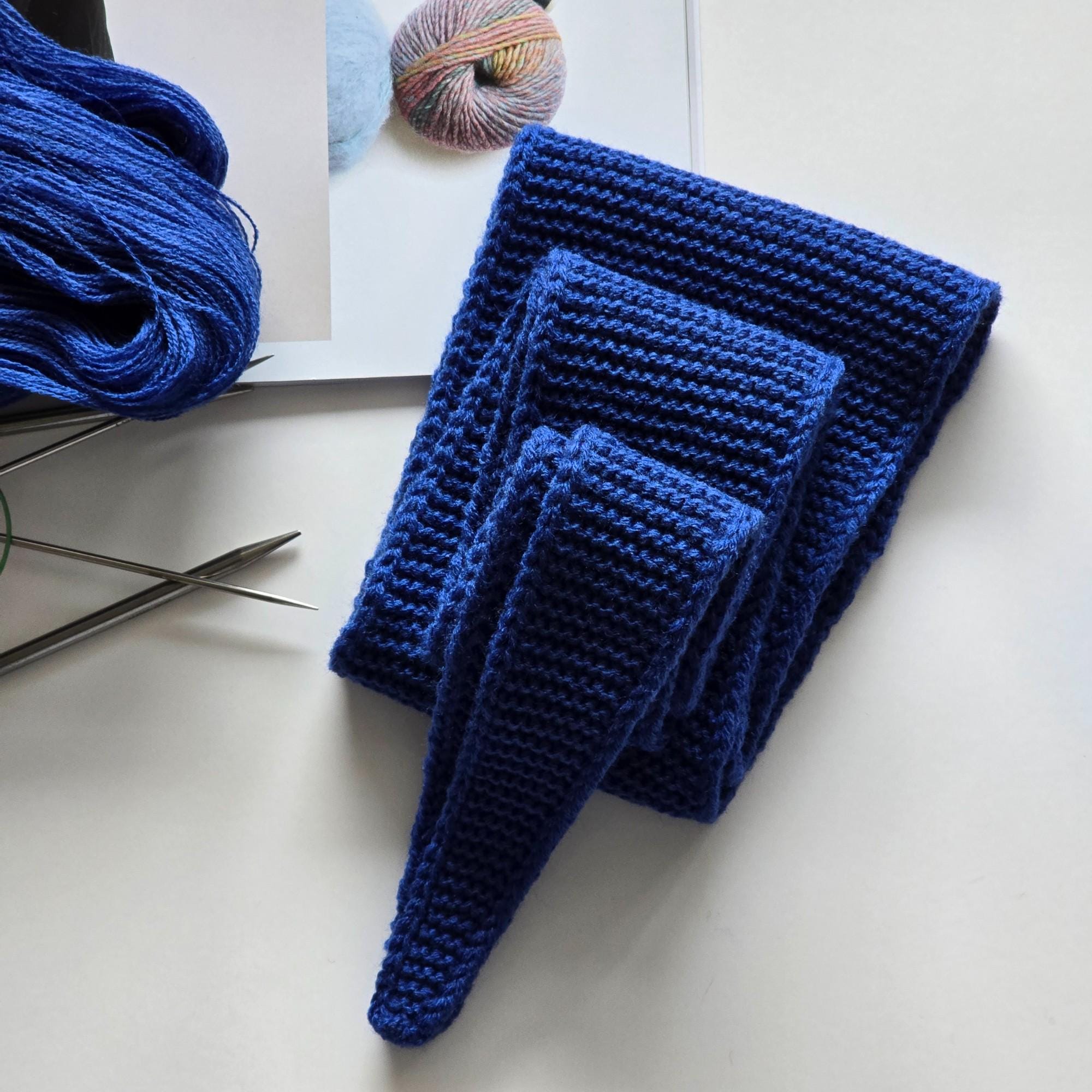 コバルトブルーの手編みソフィースカーフ V2 | 小さなニットスカーフ
